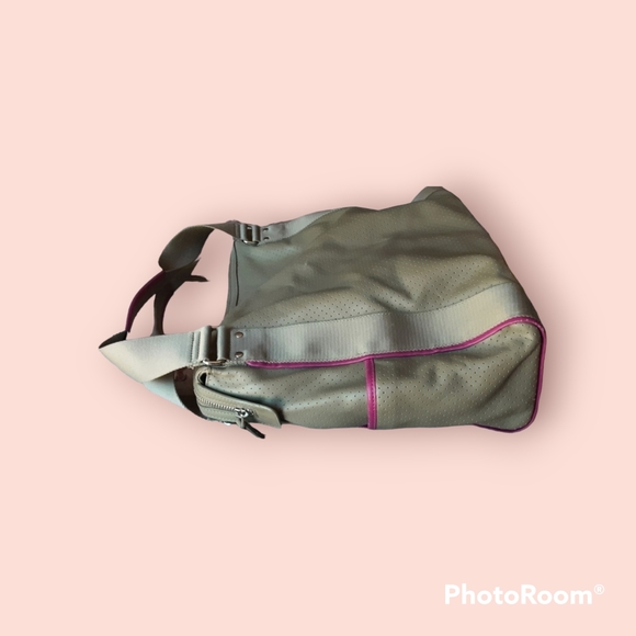 LACOSTE khaki bag - Picture 7 of 9